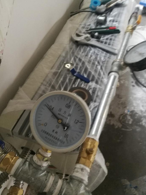 空气源热泵室内管道安装